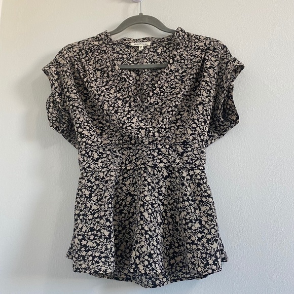 Monteau Los  Angeles Tops - Picture 2 of 14